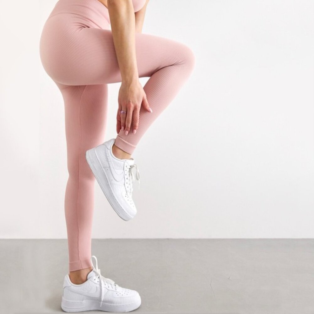 Forever 21 Pink Leggings with High Waist and Stretchy Fit